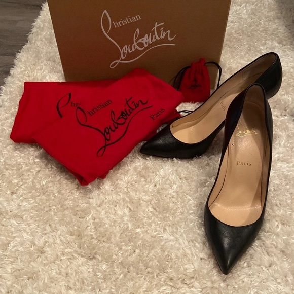 Christian Loub. so kates - Picture 1 of 3